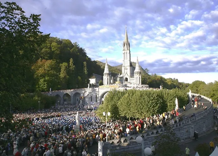 Angelic Hotel Lourdes